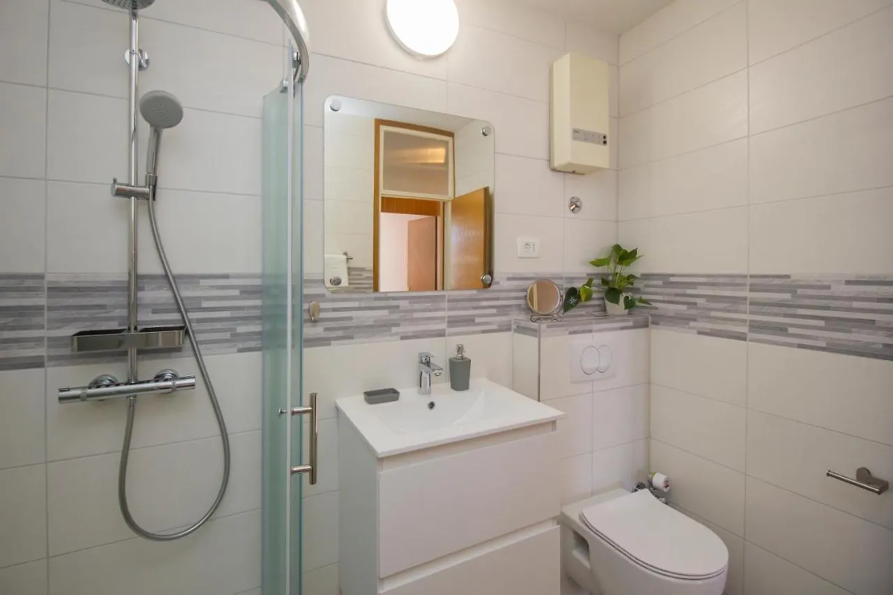 La Maison Central Split Apartment