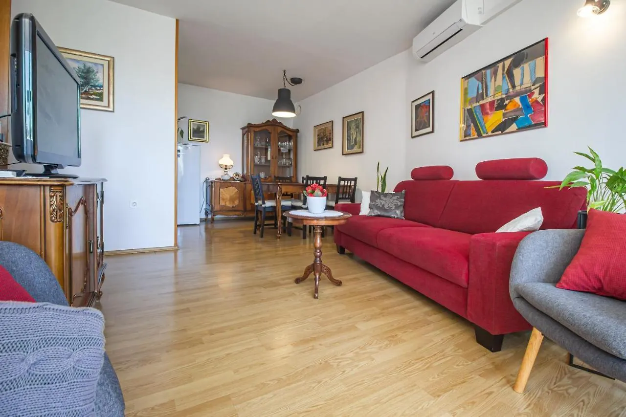 La Maison Central Split Apartment
